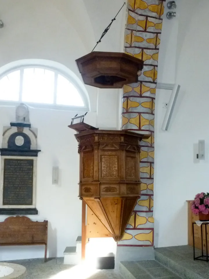 Pulpit at Evangelisch-Reformierte Kirchgemeinde Andeer, Andeer