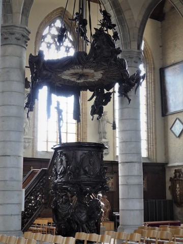 Pulpit at St Bertinuskerk, Poperinge