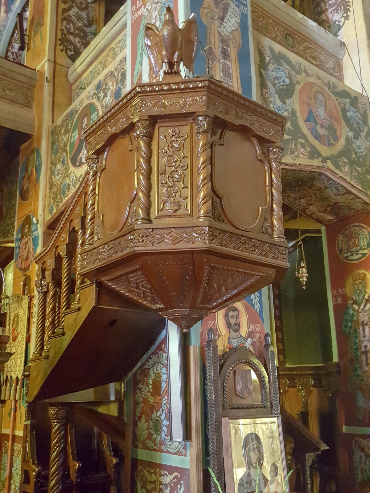 Preekstoel in Ascension of the Lord Cathedral, Targu Mures