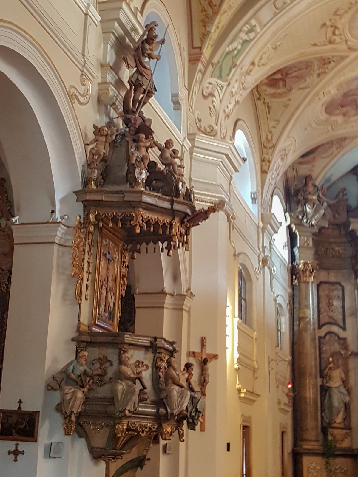 Pulpit at Keresztelo Szent Janos Plebania, Targu Mures