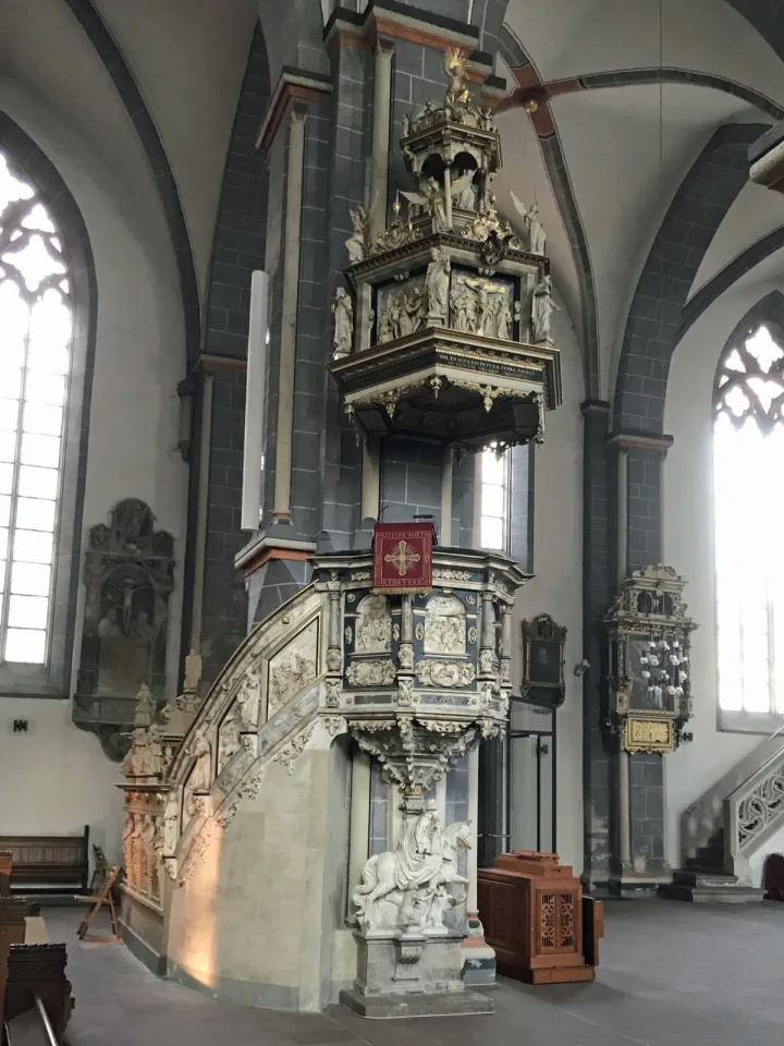 Preekstoel in St Martini, Braunschweig