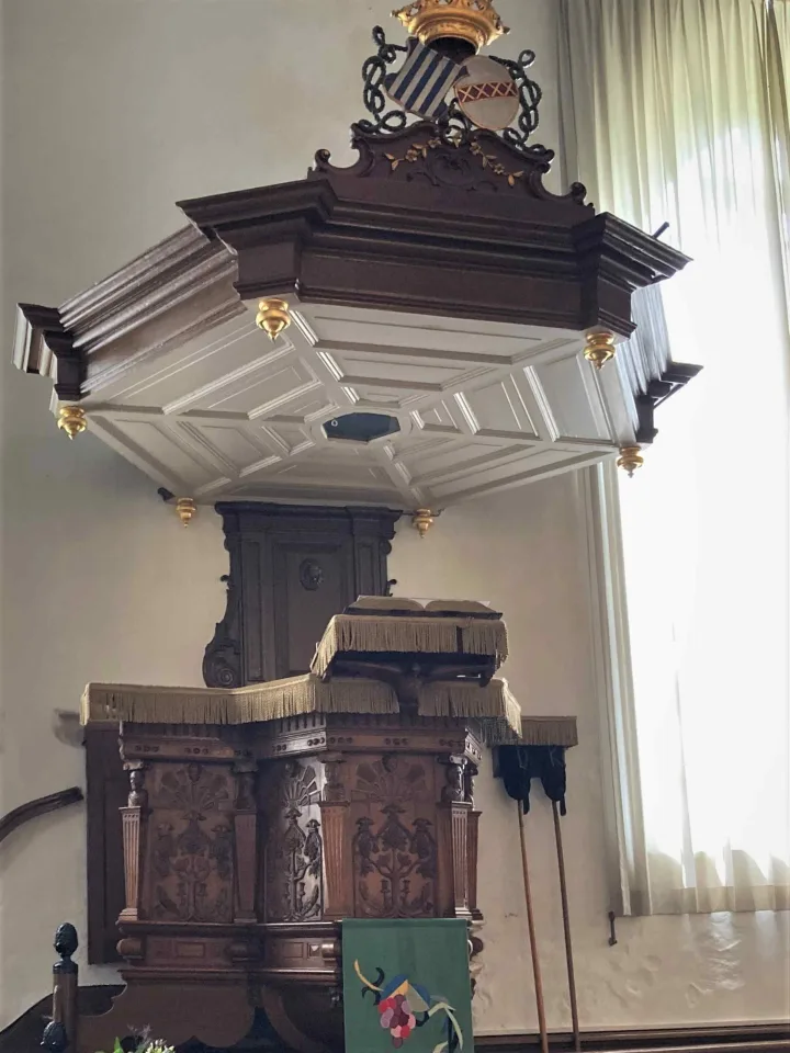 Preekstoel in Alexanderkerk, Rinsumageest