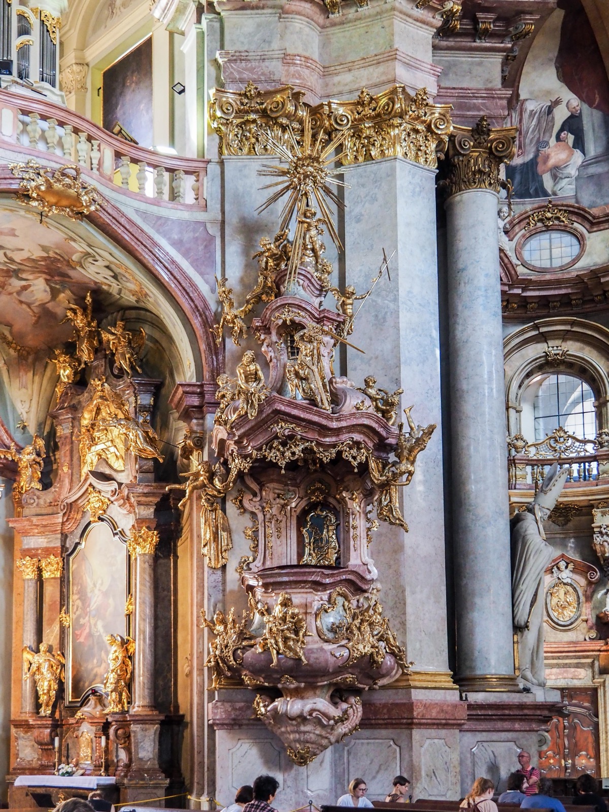 Pulpit at Kostel sv Mikulase (mala strana), Praha
