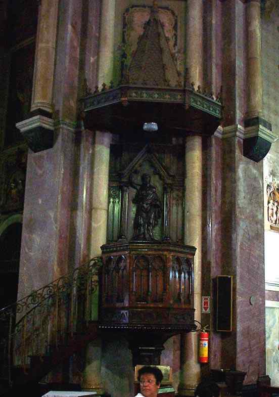 Preekstoel in Santa Ifigenia, Sao Paulo