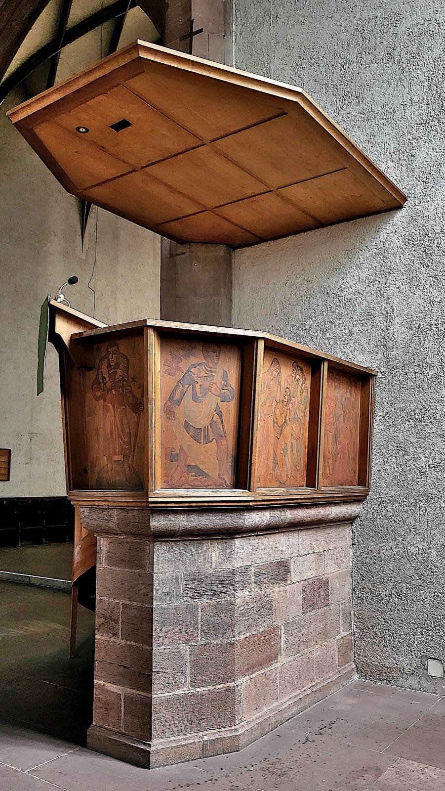 Pulpit at Leonardskirche, Stuttgart
