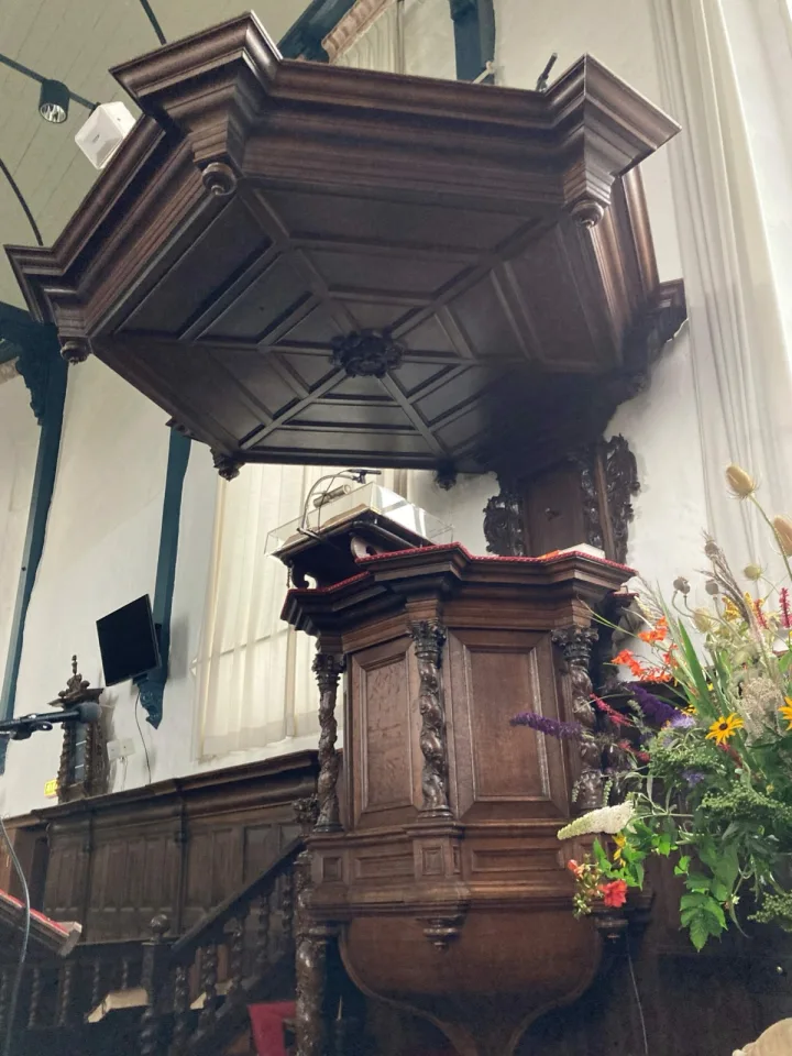 Pulpit at Sint Joriskerk, Oosterbierum