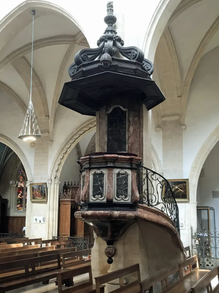 Pulpit at Notre-Dame des Marais, Villefranche-sur-Saone 