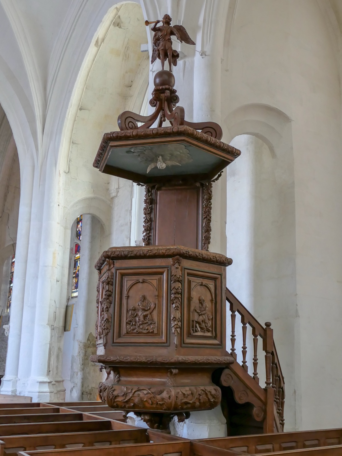 Pulpit at St Pierre es Liens, Ervy-le-Chatel