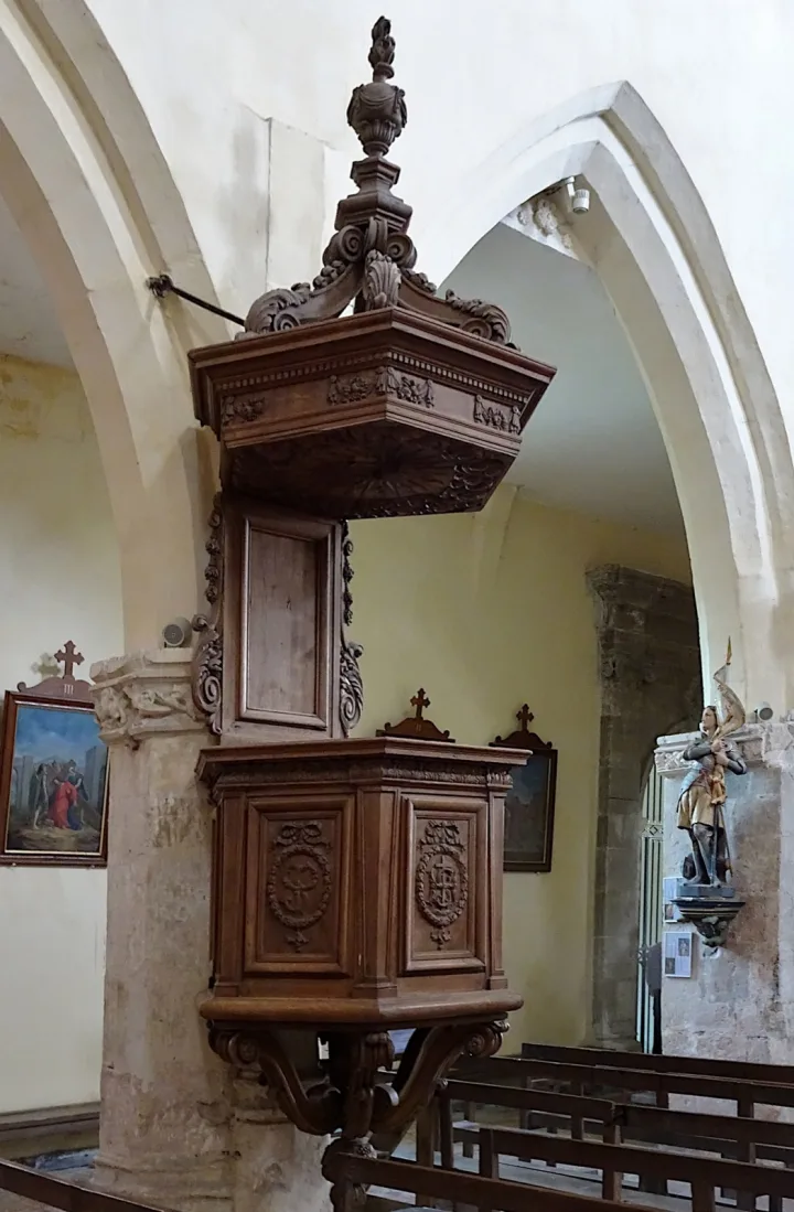 Preekstoel in  Église Saint-Sindulphe, Hautvillers