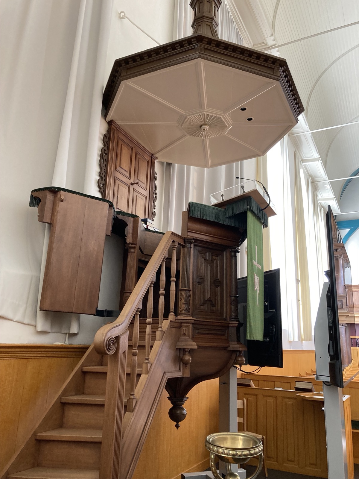 Pulpit at Salviuskerk, Dronrijp