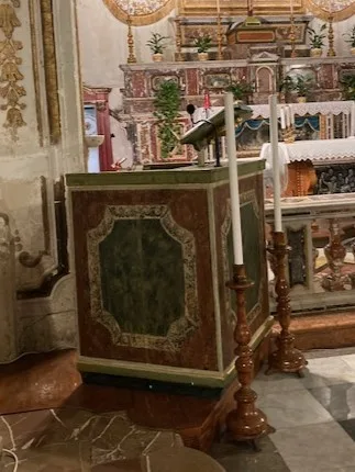 Pulpit at Basilica di San Francesco d Assisi, Castelbuono