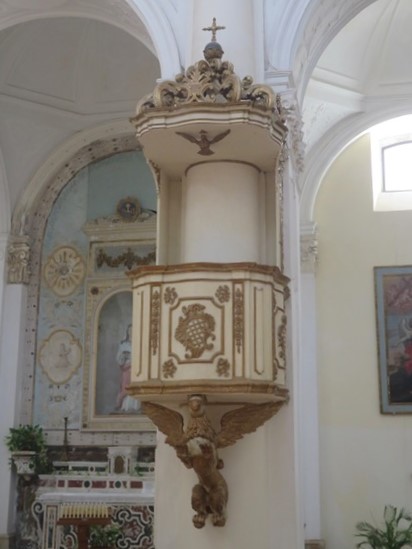 Preekstoel in Chiesa di San Carlo al Corso, Noto