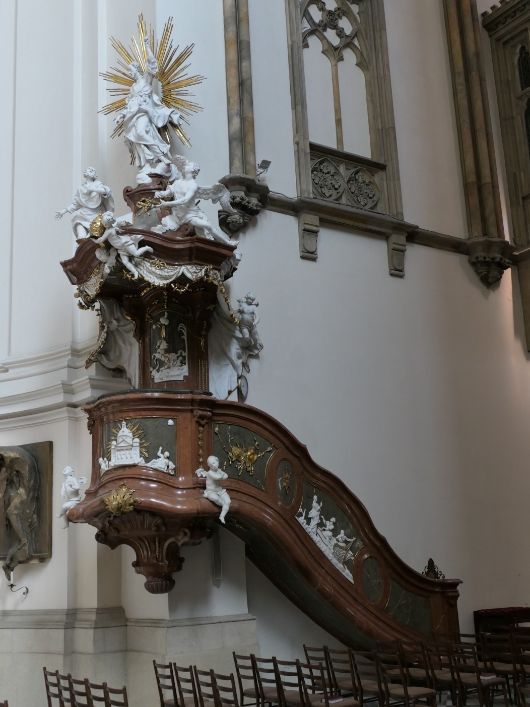 Pulpit at Katedrale sv Petra a Pavla, Brno