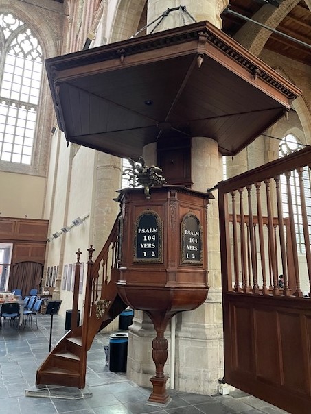 Pulpit at Grote of Maria Magdalenakerk, Goes