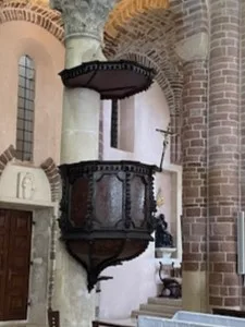 Preekstoel in Katedrala Svetog Tripuna, Kotor