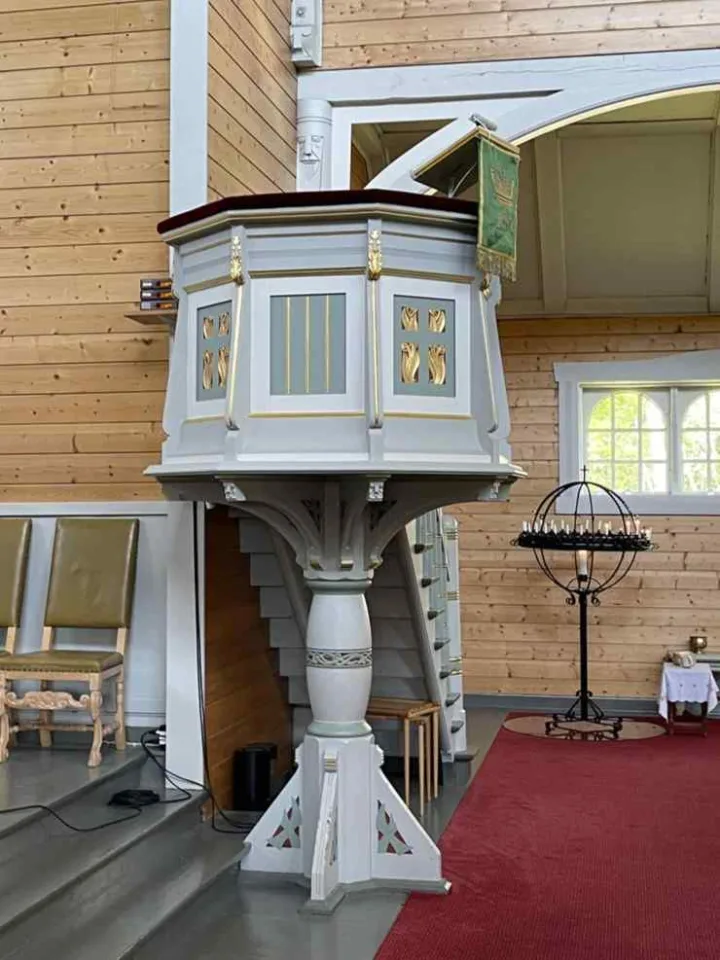 Pulpit at Buksnes Kirke, Gravdal (Lofoten)