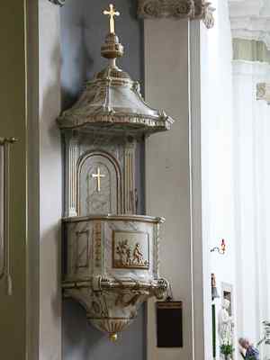Pulpit at Keresztelo Szent Janos-templom, Visegrad