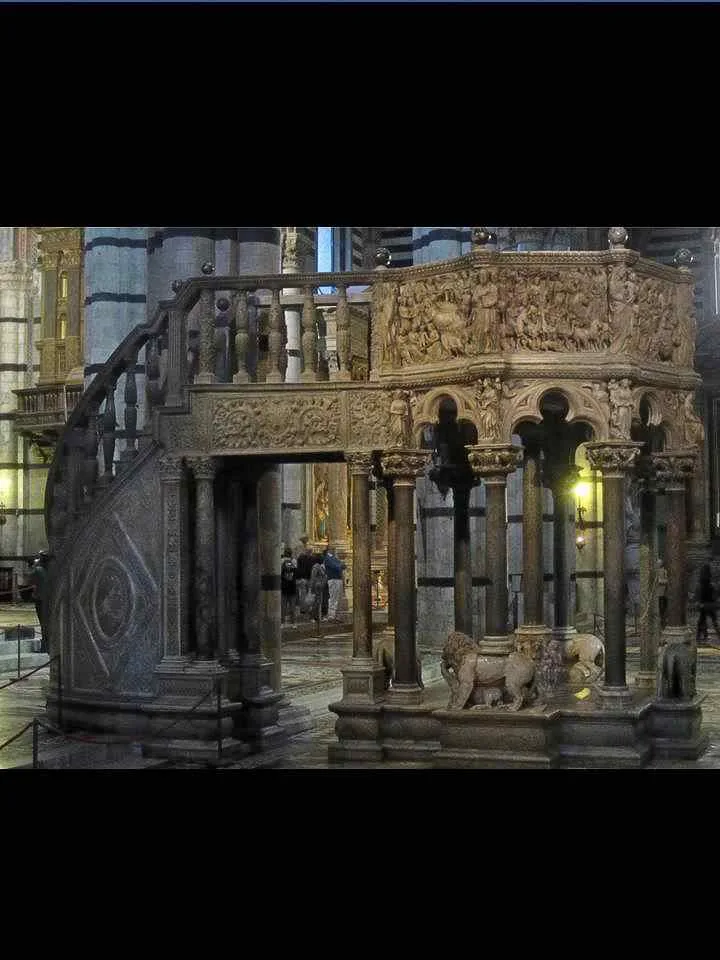 Preekstoel in Cattedrale di Santa Maria Assunta , Siena