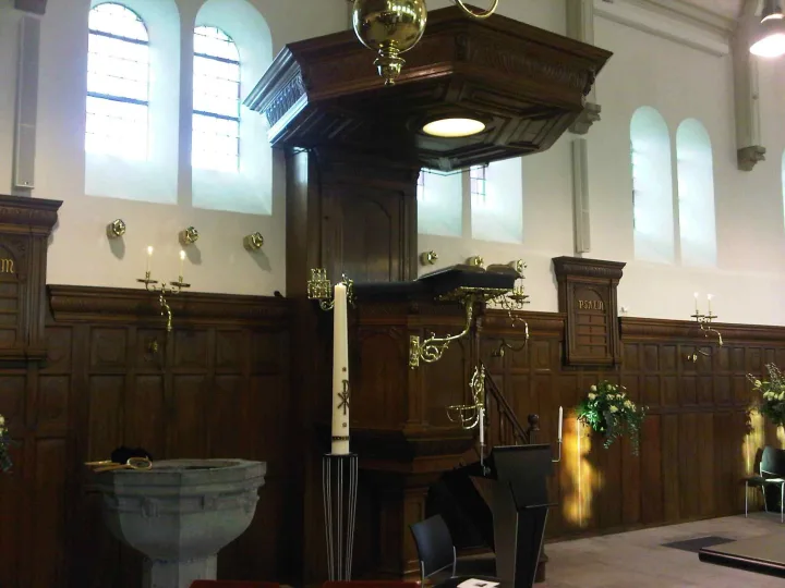 Preekstoel in Maartenskerk, Doorn