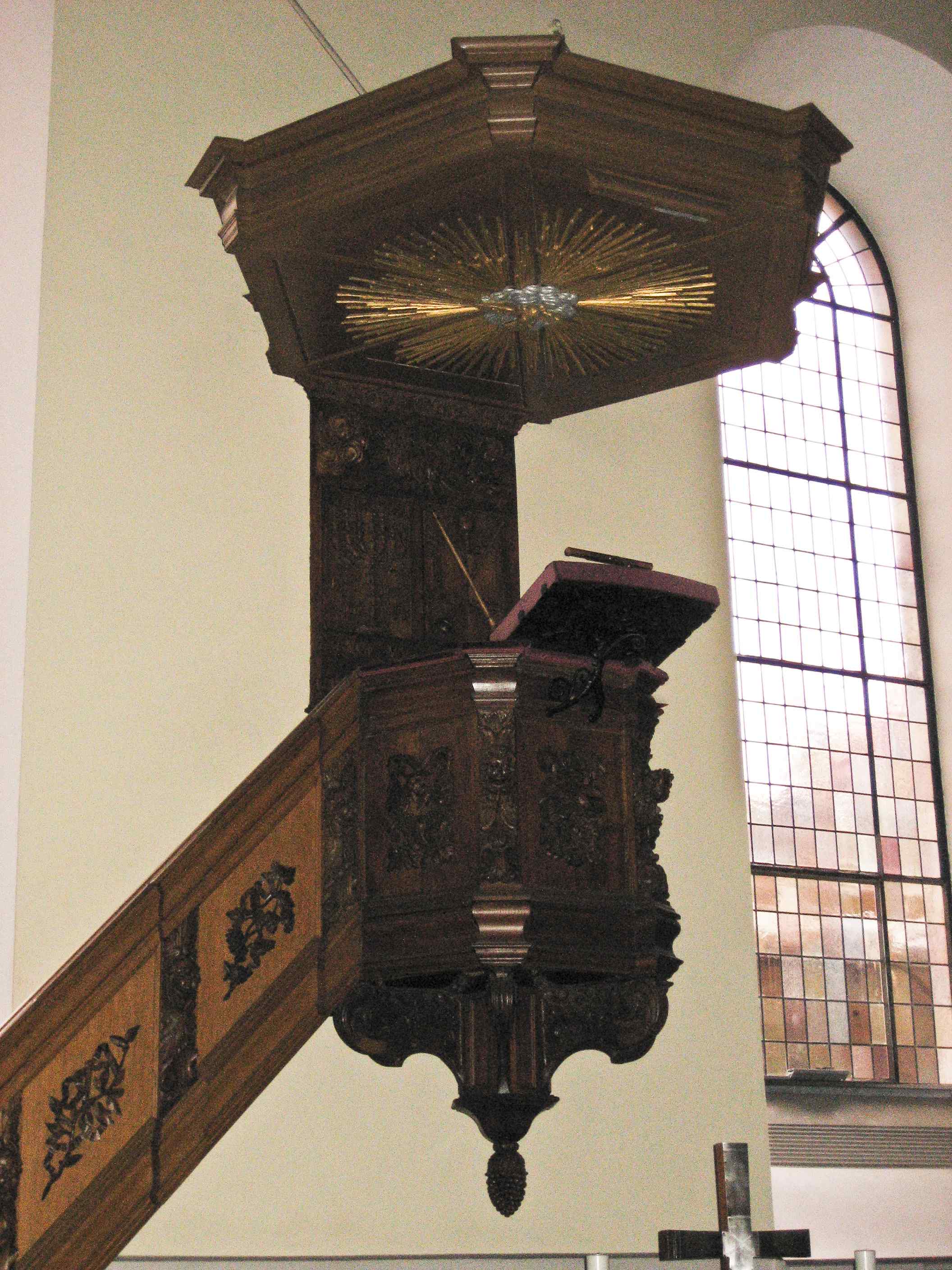 Preekstoel in Neanderkirche, Dusseldorf