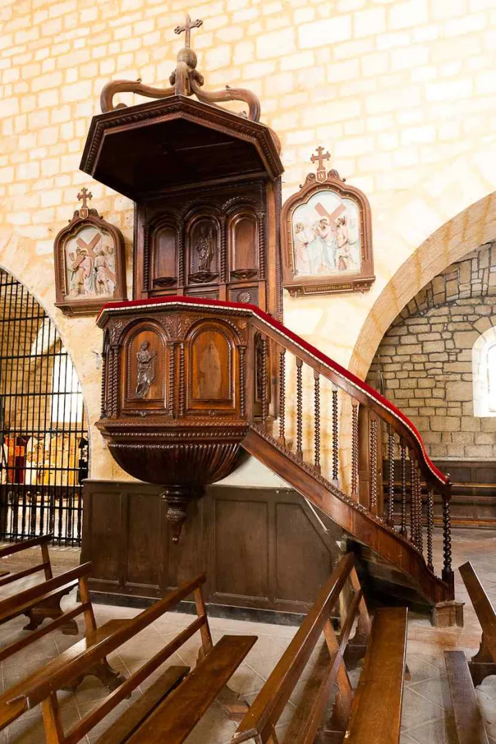 Pulpit at Eglise Notre Dame de la Assomption, Domme
