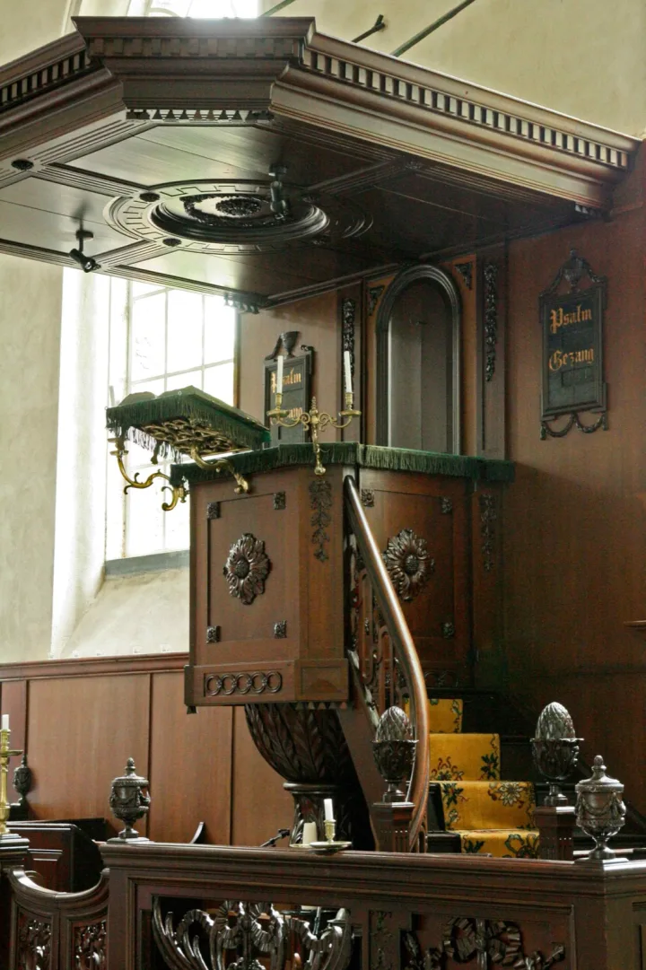 Preekstoel in Grote Kerk, Groede