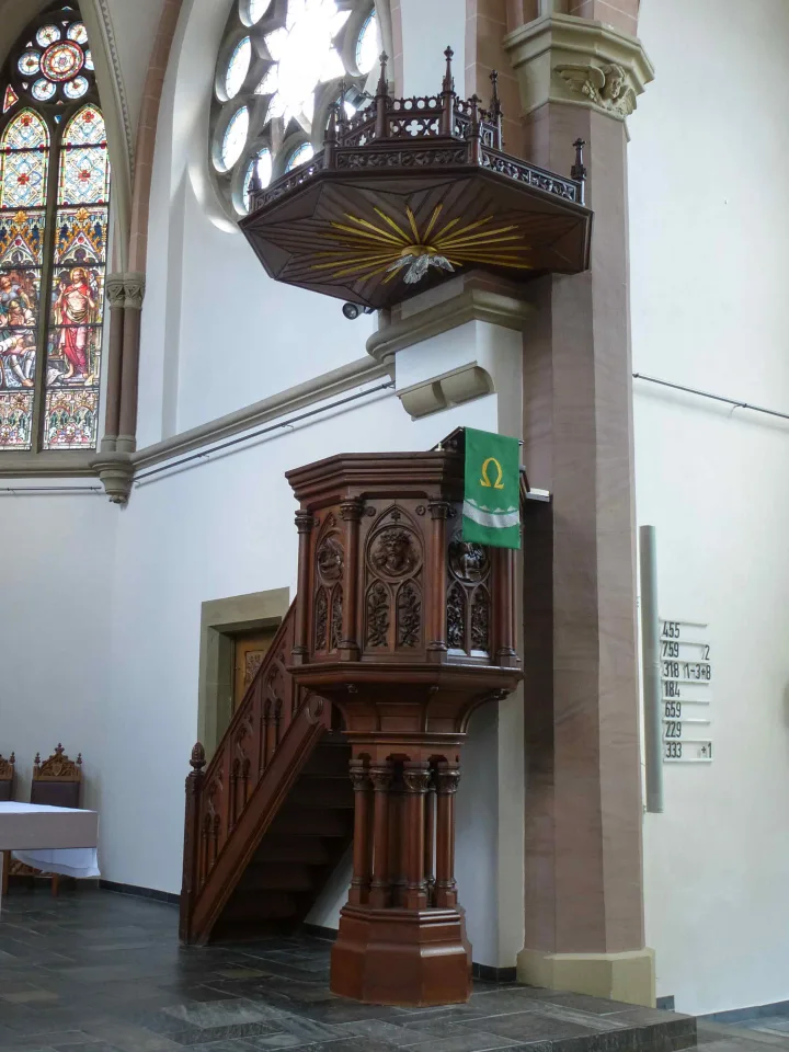 Preekstoel in Martin-Luther Kirche, Detmold