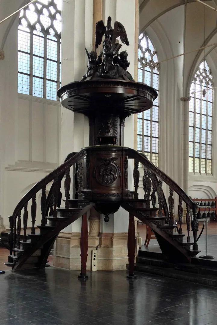 Preekstoel in Eusebiuskerk, Arnhem