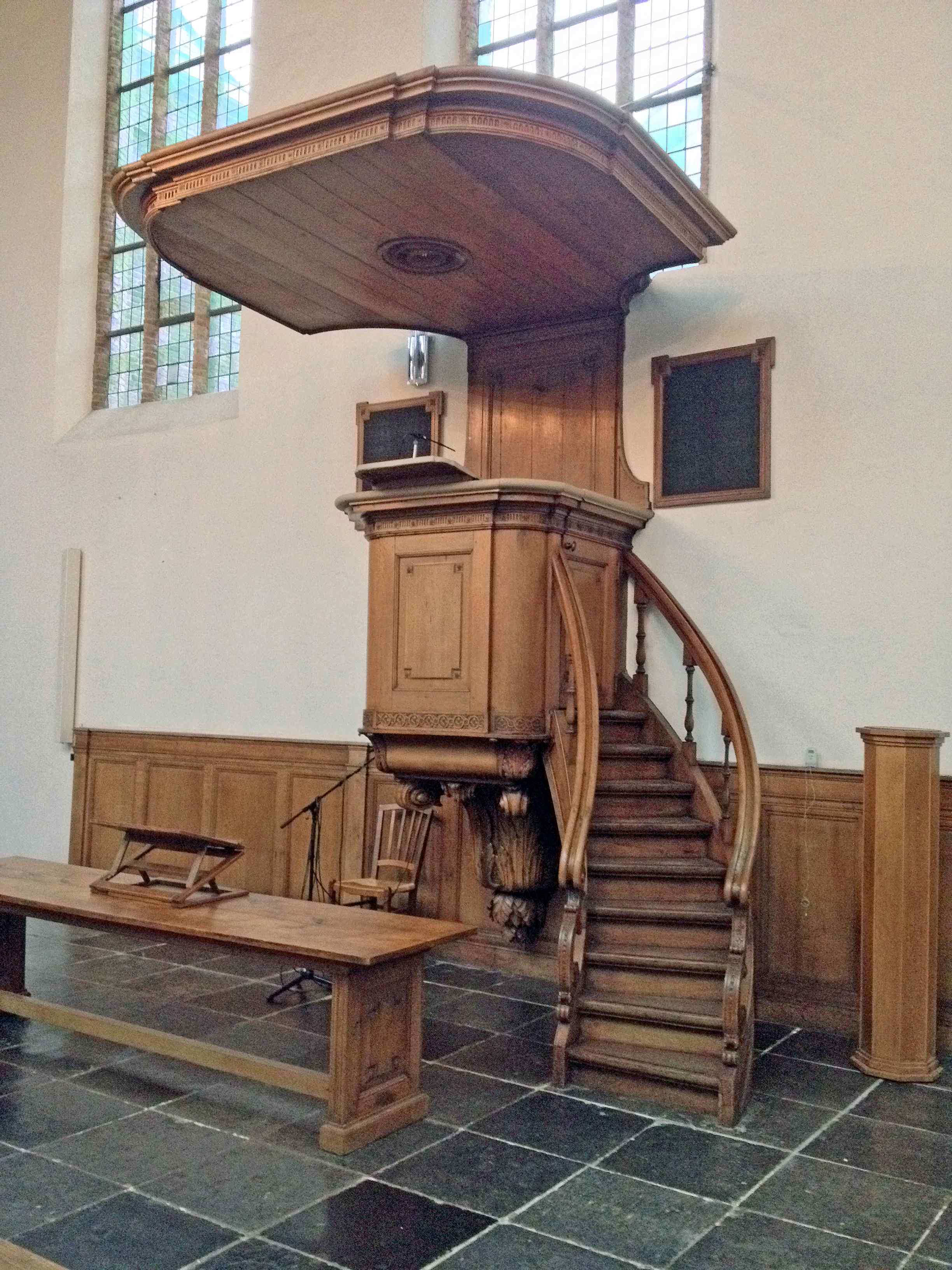 Pulpit at Waalse Kerk Prinsenhof, Delft