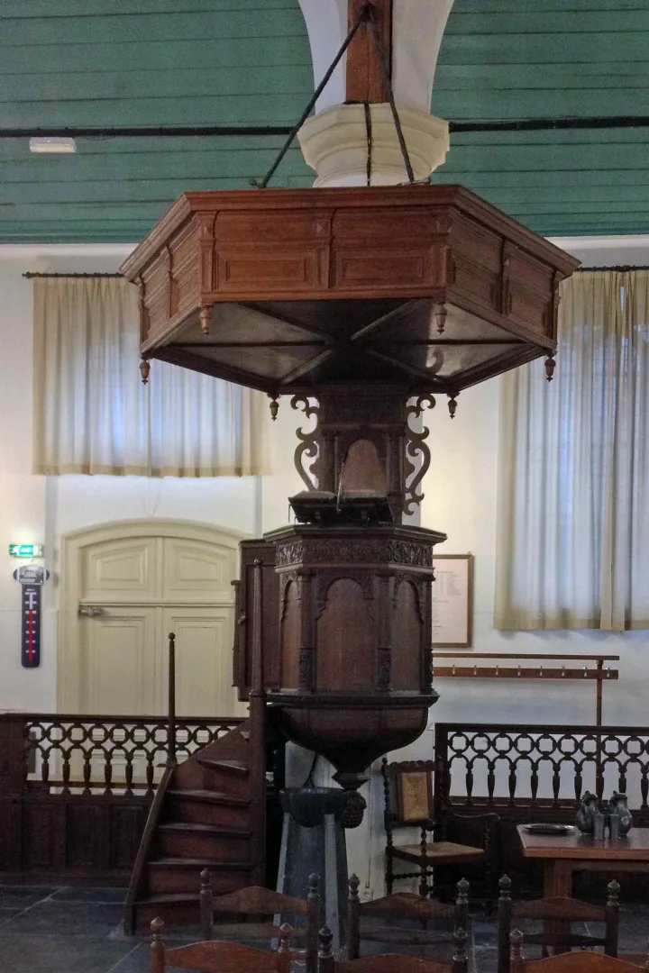Pulpit at PKN kerk, Leiderdorp