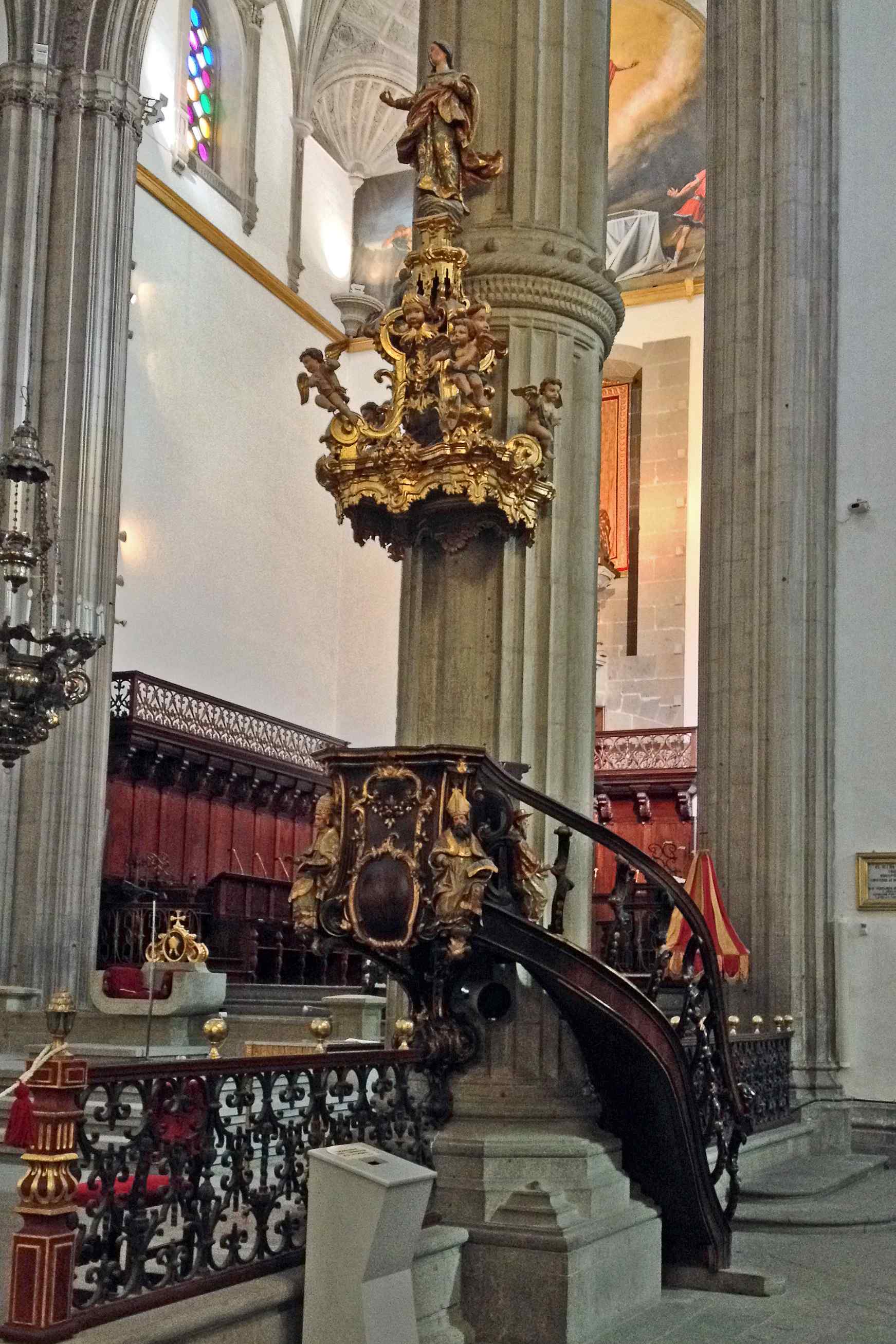 Preekstoel in Catedral de Santa Ana, Las Palmas de Gran Canaria