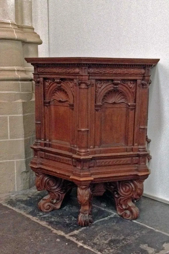 Preekstoel in Nieuwe Kerk, Amsterdam