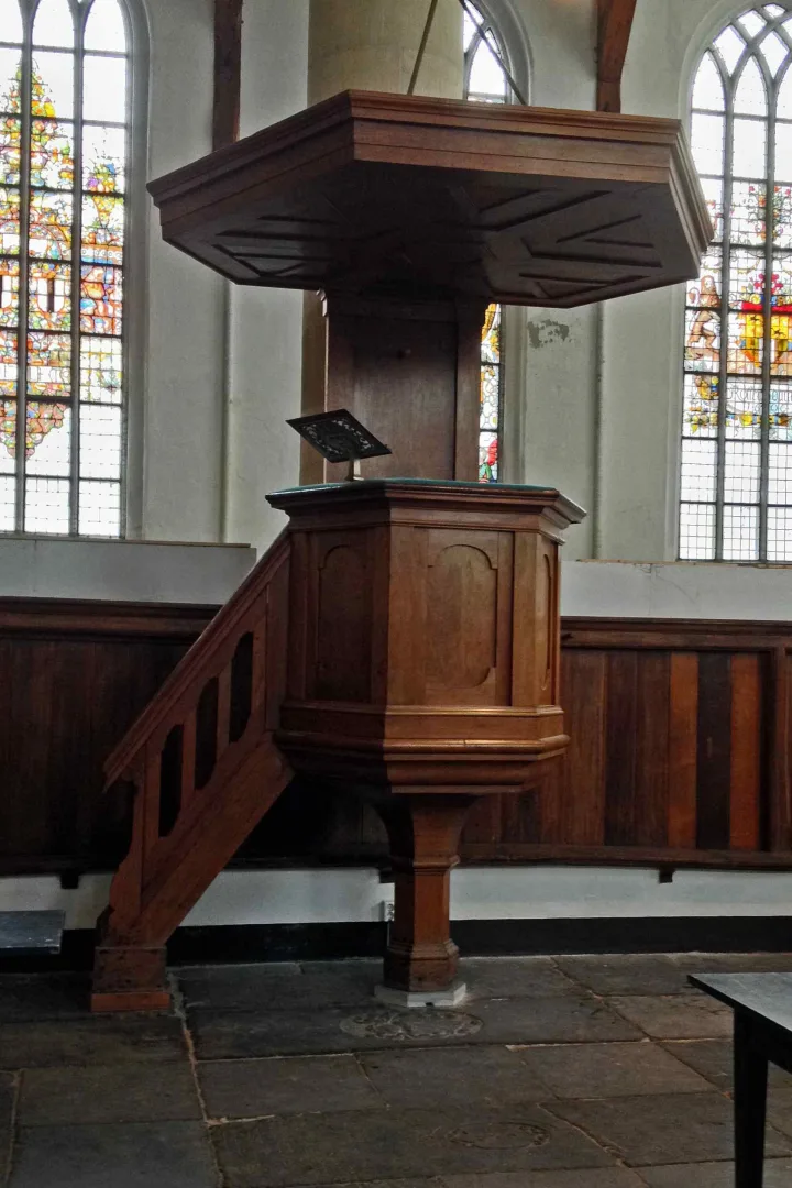 Preekstoel in Grote Kerk, Edam