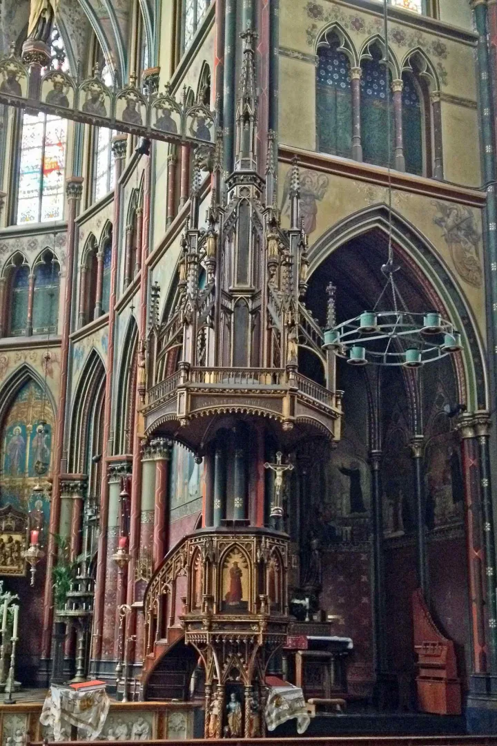 Preekstoel in Onze Lieve Vrouwekerk, Amsterdam