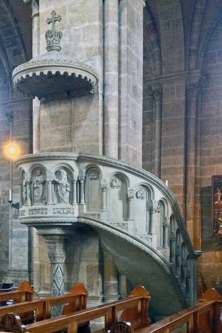 Preekstoel in Dom St Peter und St Georg, Bamberg