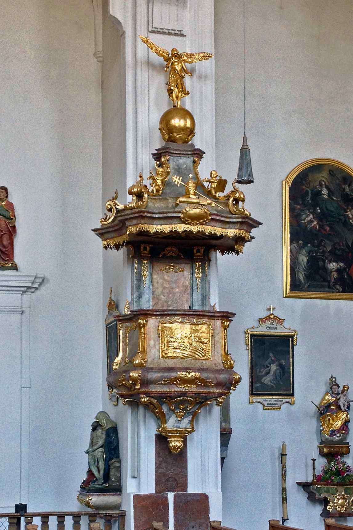 Pulpit at Laurentiuskirche, Tittmoning