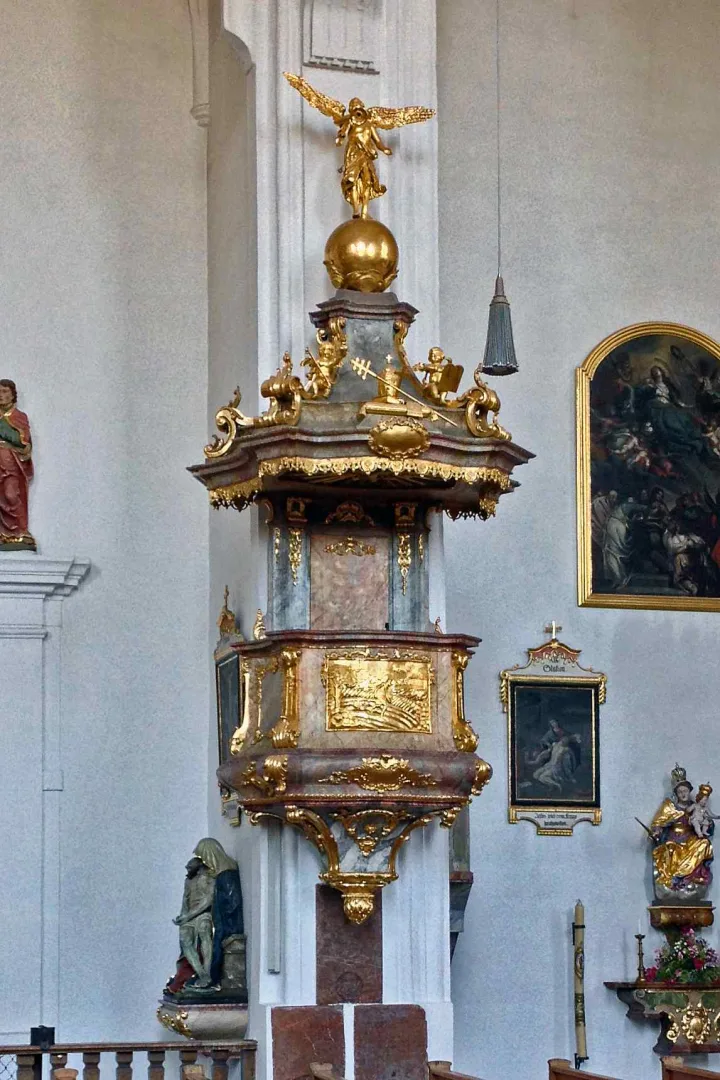 Preekstoel in Laurentiuskirche, Tittmoning