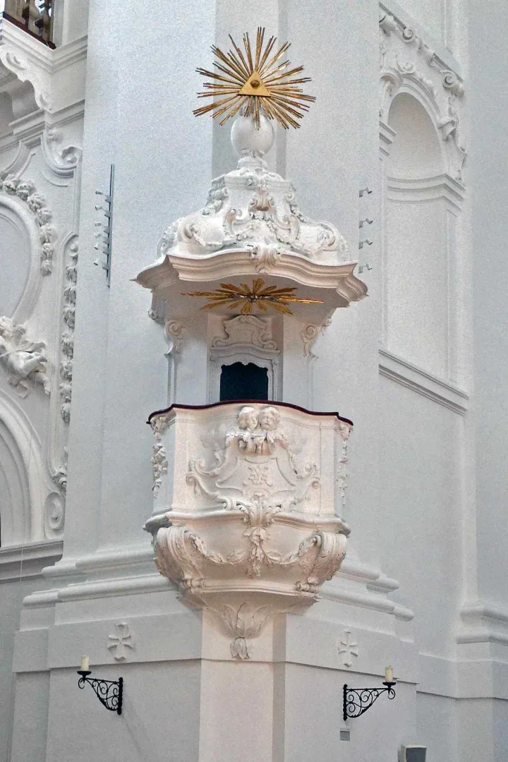 Preekstoel in Kollegienkirche, Salzburg