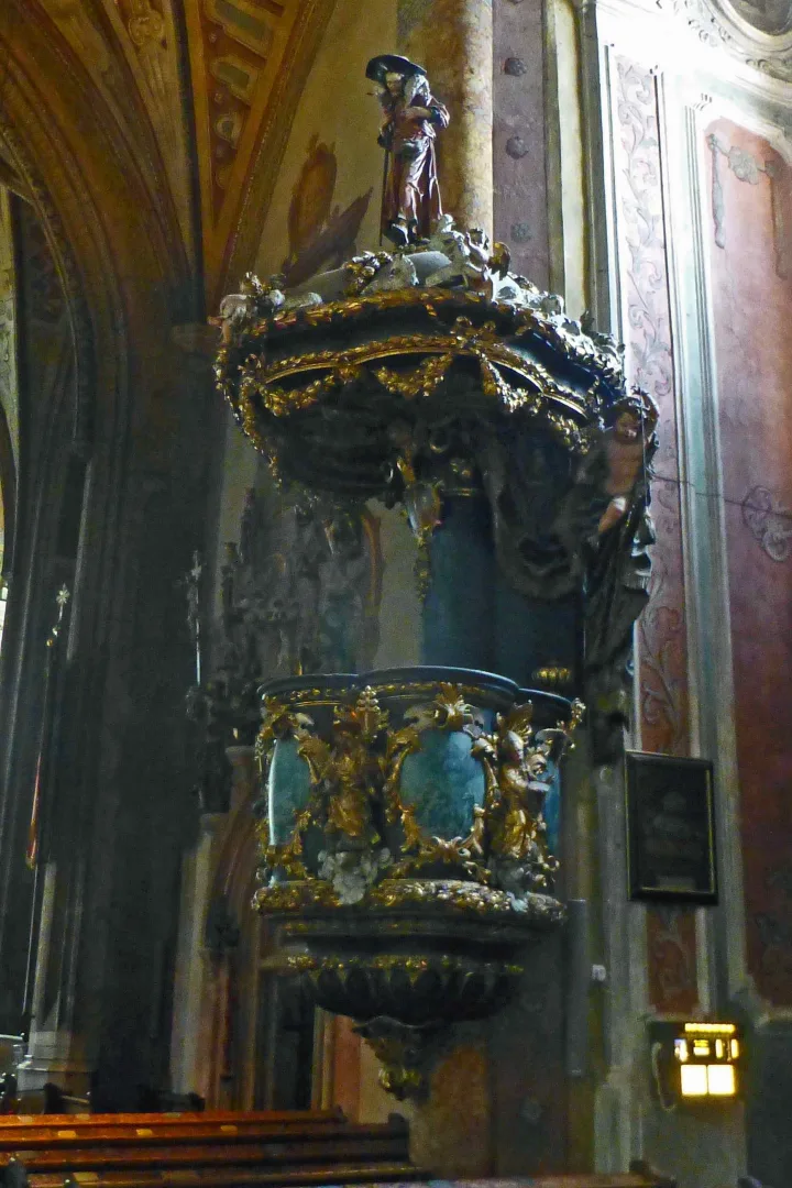 Pulpit at Pfarrkirche St Wolfgang, St Wolfgang