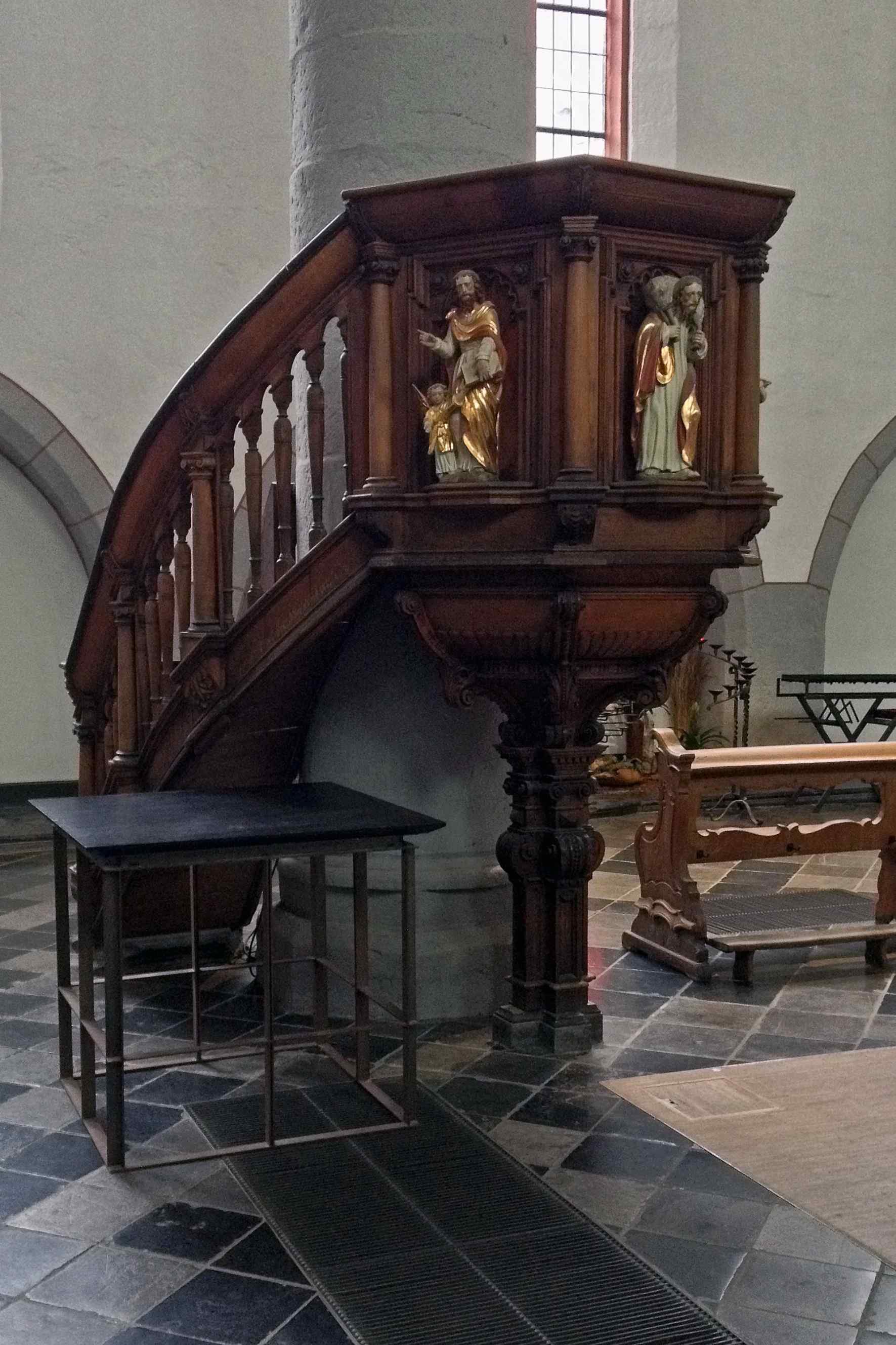 Pulpit at Sankt Nikolaus, Aachen