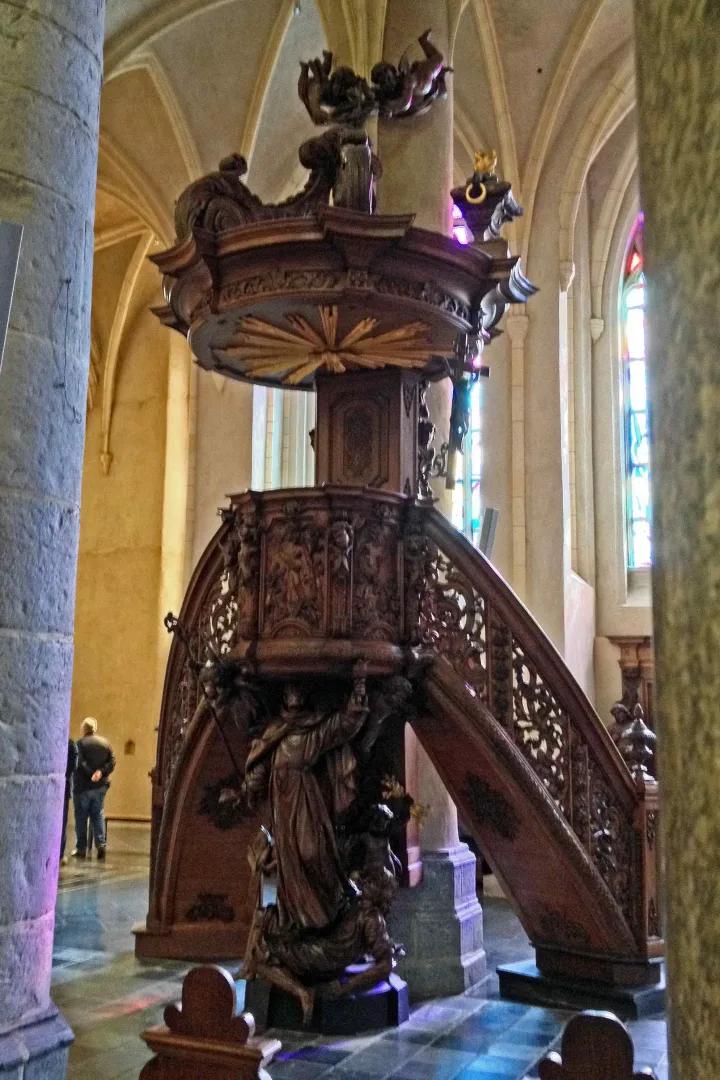 Preekstoel in Christoffel Kathedraal, Roermond
