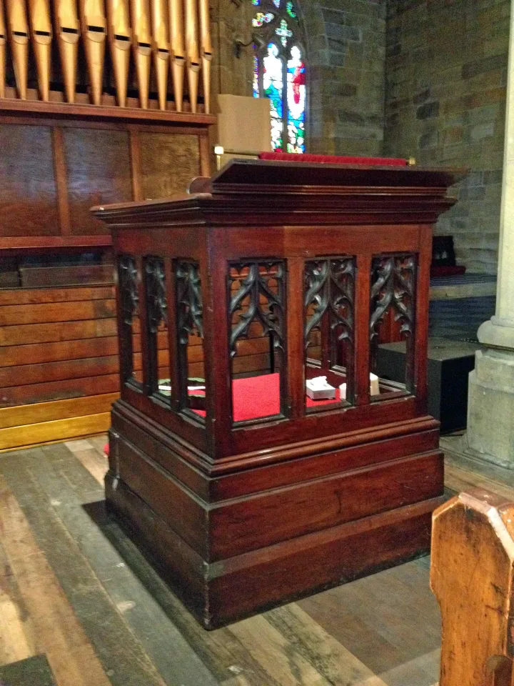 Preekstoel in Garrison Church evangeliezijde, Sydney