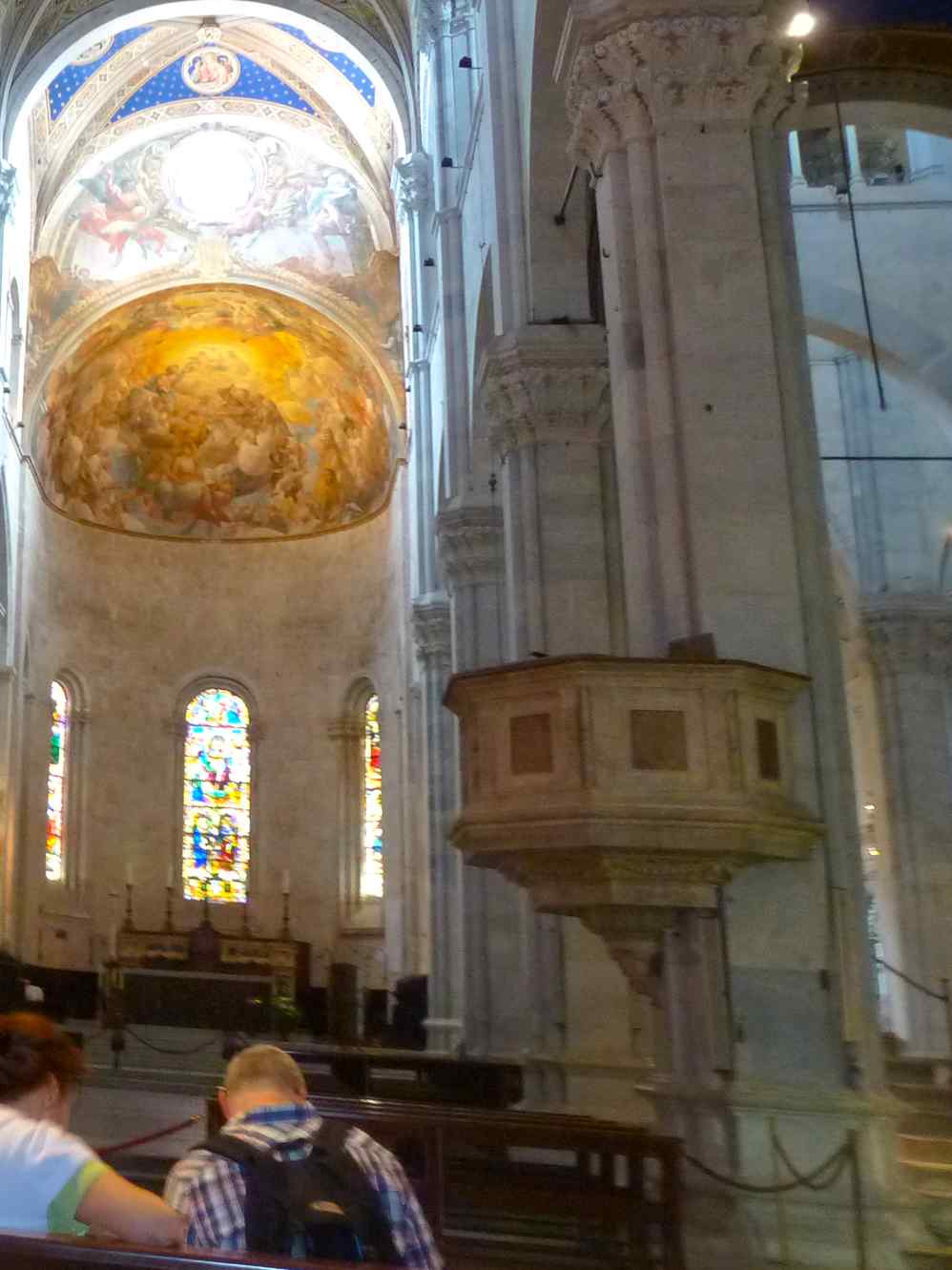 Preekstoel in Duomo d iSan Martino, Lucca