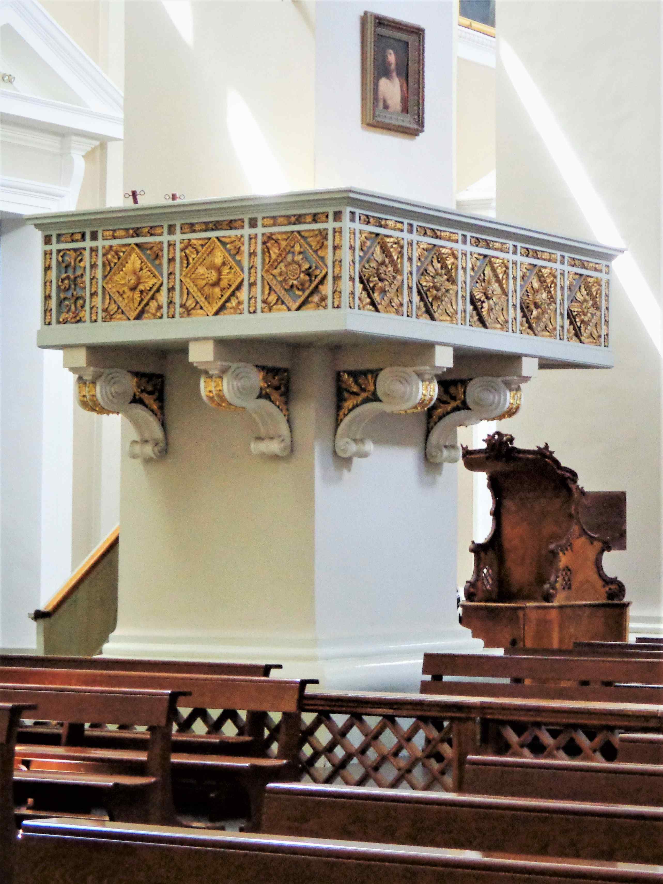 Preekstoel in Cathedral of Vilnius, Vilnius
