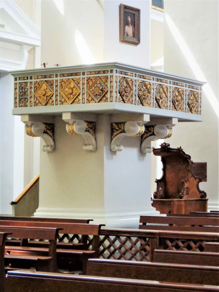 Preekstoel in Cathedral of Vilnius, Vilnius