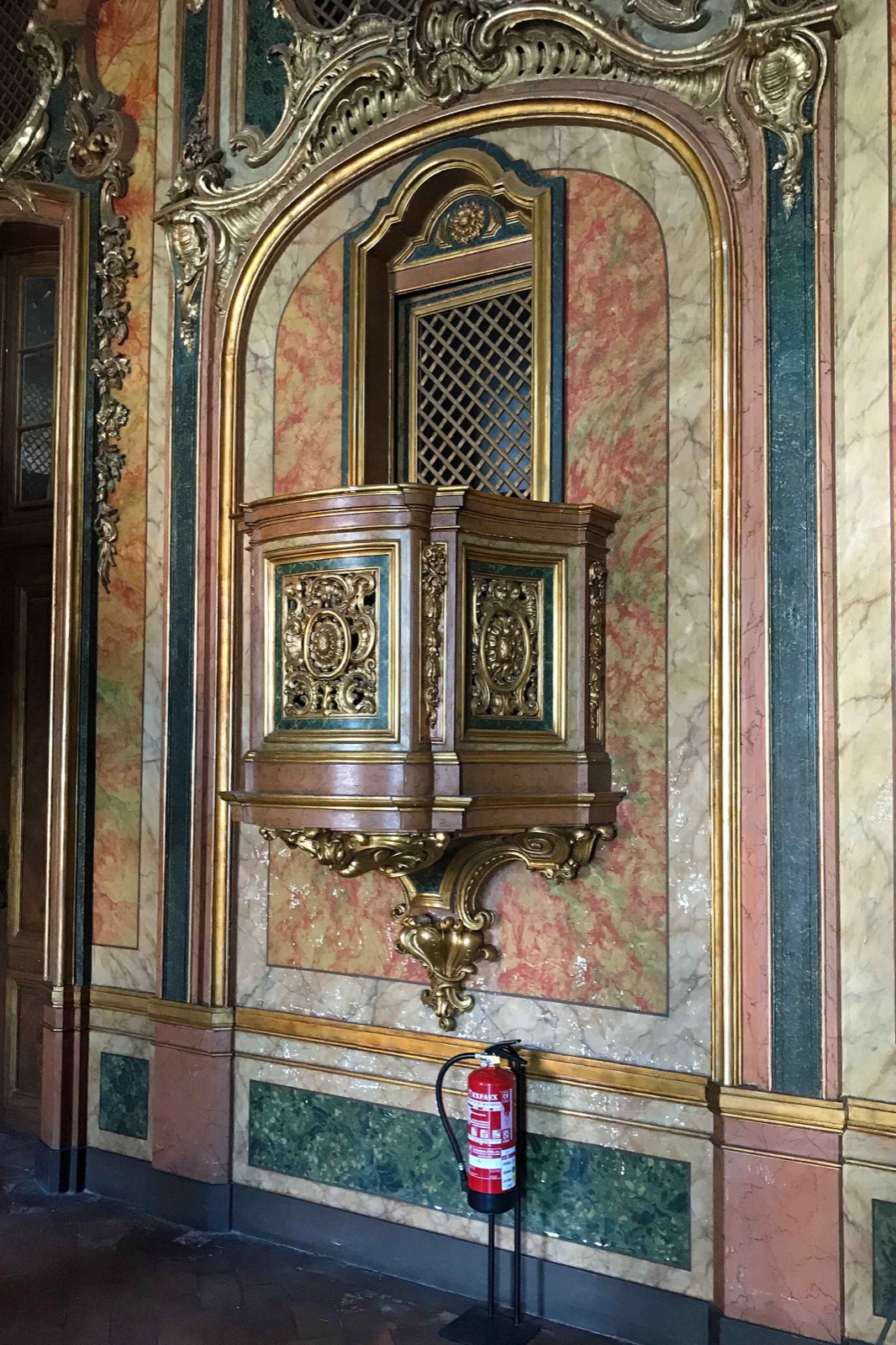 Pulpit at PalÃ¡cio Nacional de Queluz, 2745-191 Queluz