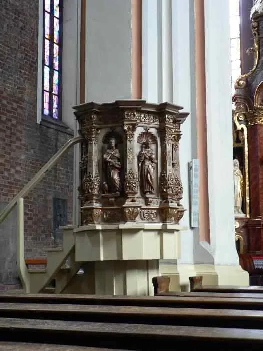 Preekstoel in Katedra Opolska, Opole