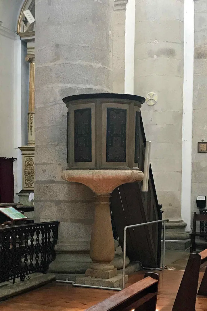 Pulpit at Igreja de Santo Antonio, Evora
