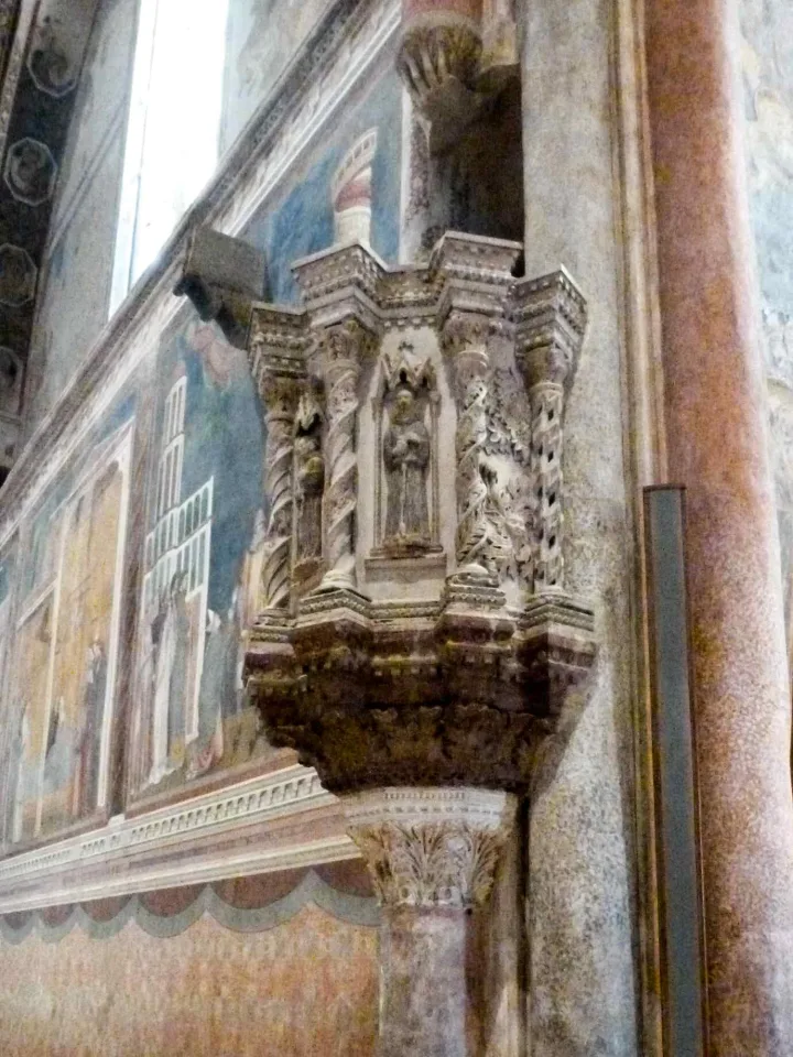 Pulpit at Basilica Papale di San Franscesco Chiesa Superiores, Assisi