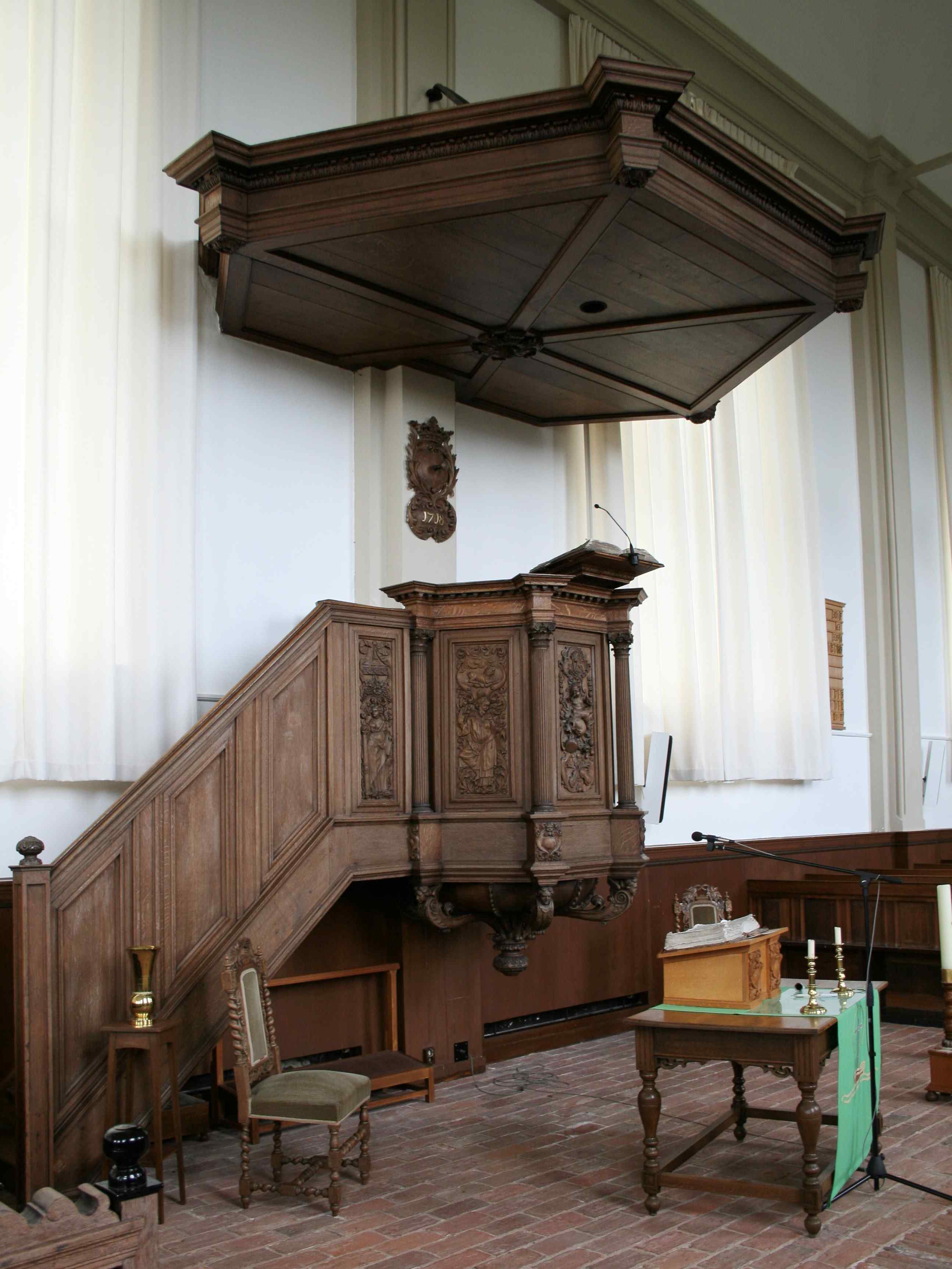 Preekstoel in Dorpskerk, Nieuwolda